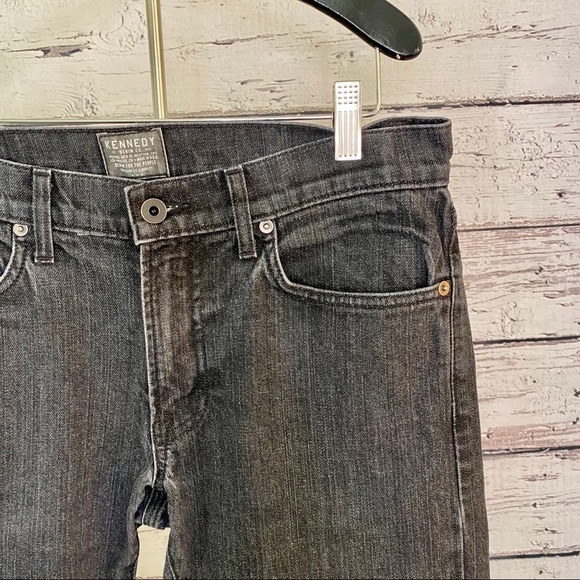 CLASSIC WASH DENIM - WASHED BLACK - Picture 2 of 7